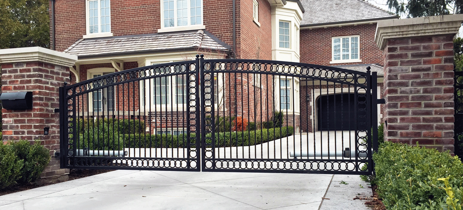 24H Gate Repair & Installation Services Tarzana Gate Repair